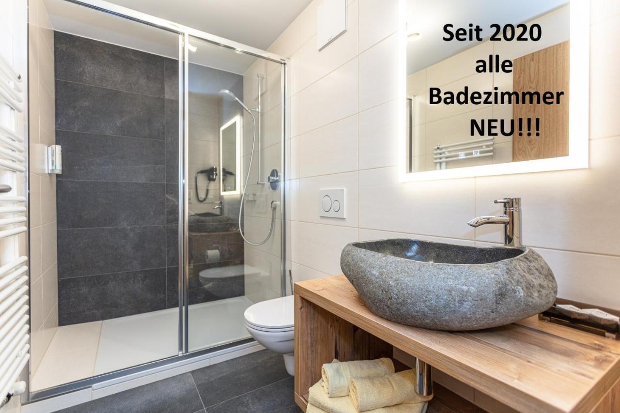 Gasthof St. Adolari Hotell Sankt Ulrich am Pillersee Eksteriør bilde