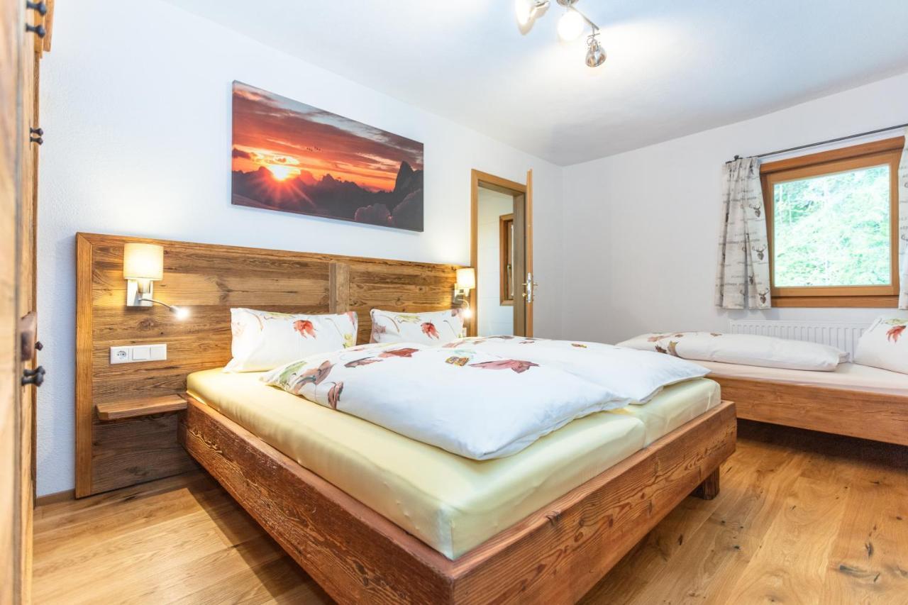 Gasthof St. Adolari Hotell Sankt Ulrich am Pillersee Eksteriør bilde