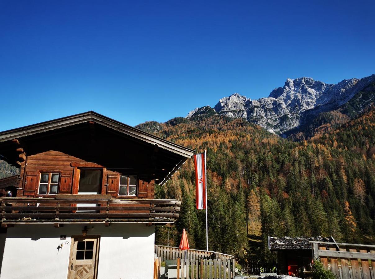 Gasthof St. Adolari Hotell Sankt Ulrich am Pillersee Eksteriør bilde