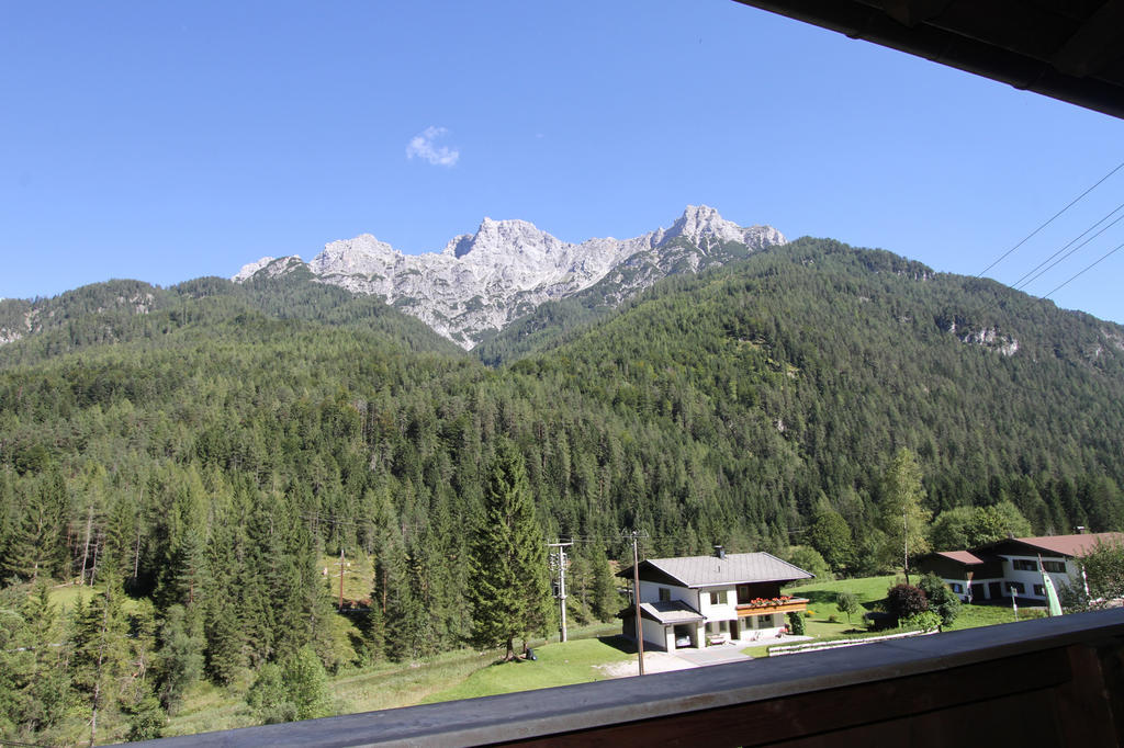 Gasthof St. Adolari Hotell Sankt Ulrich am Pillersee Eksteriør bilde